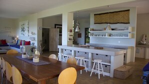House, 4 Bedrooms | In-room dining - Kangela 9 (Ponta d'Ouro)