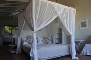 House, 4 Bedrooms | 4 bedrooms, bed sheets - Kangela 9 (Ponta d'Ouro)