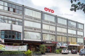 Exterior - OYO 663 Hotel Sejati (Balikpapan)