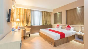 Deluxe Double Room | Laptop workspace, free WiFi, bed sheets