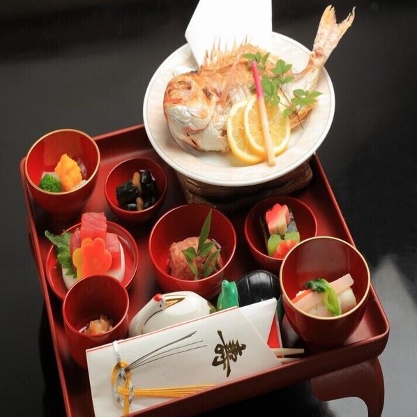餐饮