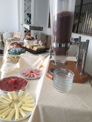 Free daily buffet breakfast - Hotel Diamante (Cattolica)