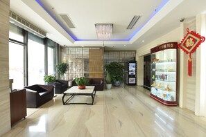 Hallway - Beijing Golden Bay Residence (Beijing)