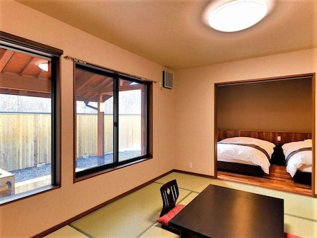Room. Asozuri Onsen Kameyama no Yu Yado