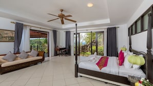 6 Bedrooms with Private Pool Villa
