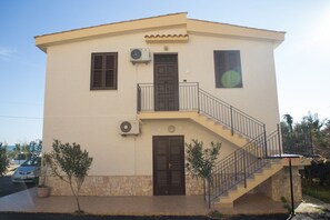 Front of property - La Veranda B&B (Licata)