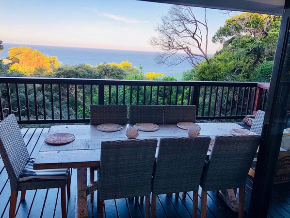 Casa, 4 quartos | Terraço/pátio