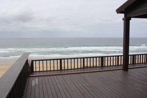 Pemandangan dari properti
