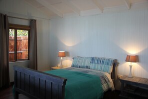 House, Multiple Bedrooms | 7 bedrooms, desk, bed sheets - Mar Azul 5 (Ponta d'Ouro)