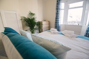 Room - Kensington Place Newport (Newport)