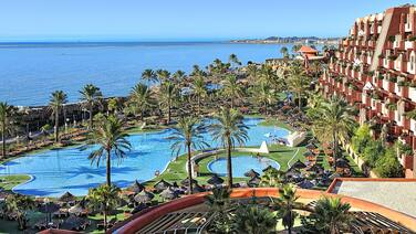 Holiday World VILLAGE Hotel