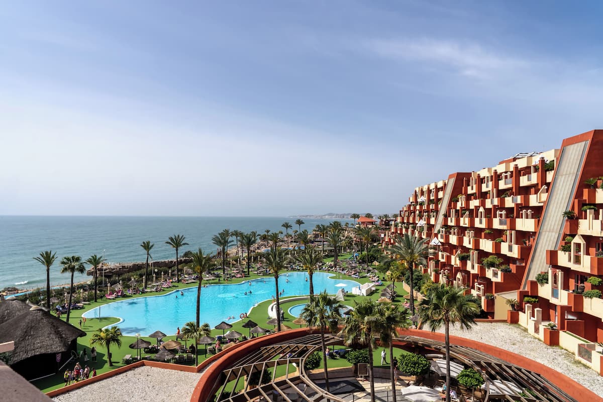 junior suite, ocean view | 1 bedroom, desk, blackout curtains, soundproofing