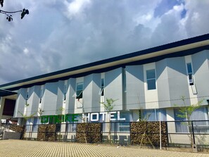 Front of property - Citilike Hotel Lombok (Mataram)