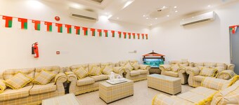 Super OYO 107 Ras Al Hadd Waves Hotel