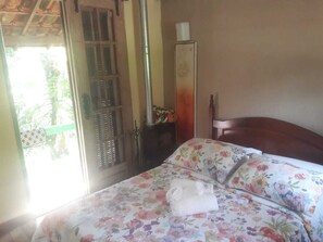 Suíte | Frigobar, Wi-Fi de cortesia, roupa de cama