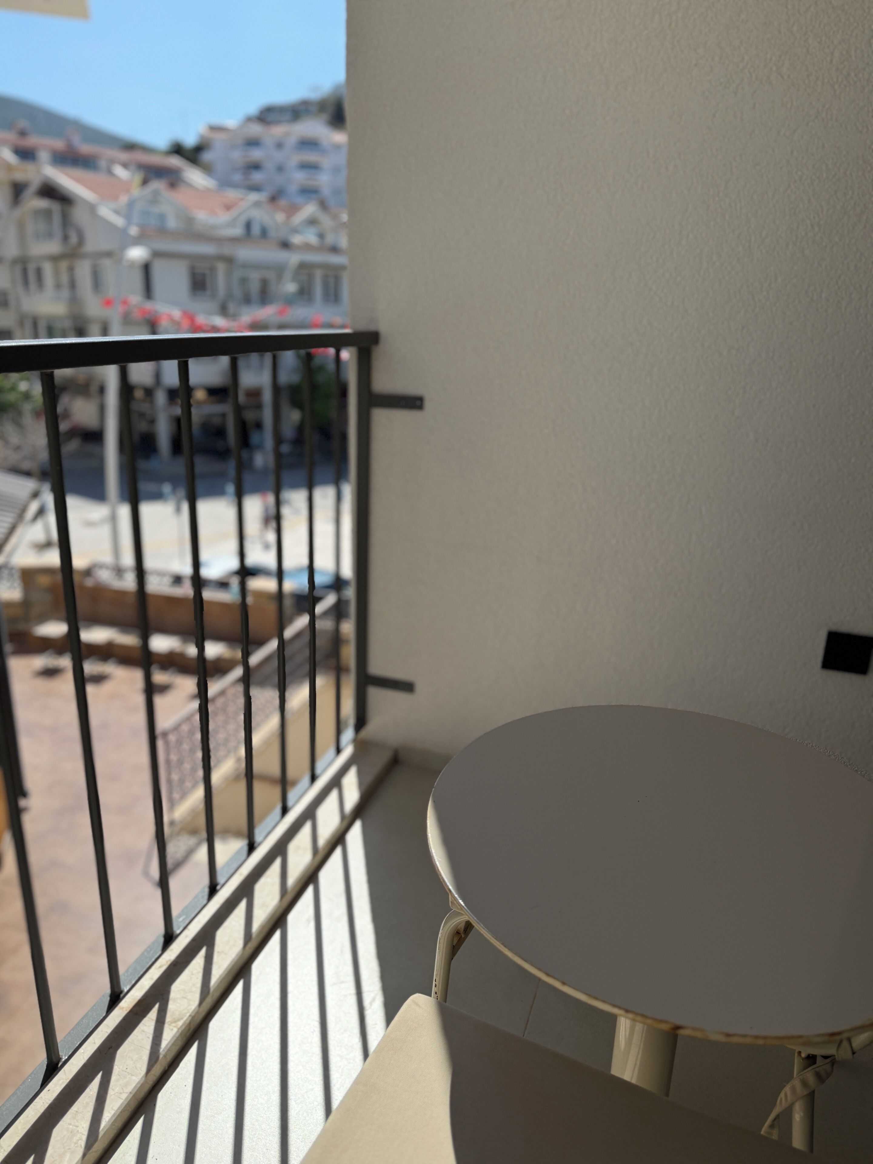 Standard Double Room | Balcony