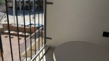 Standard Double Room | Balcony