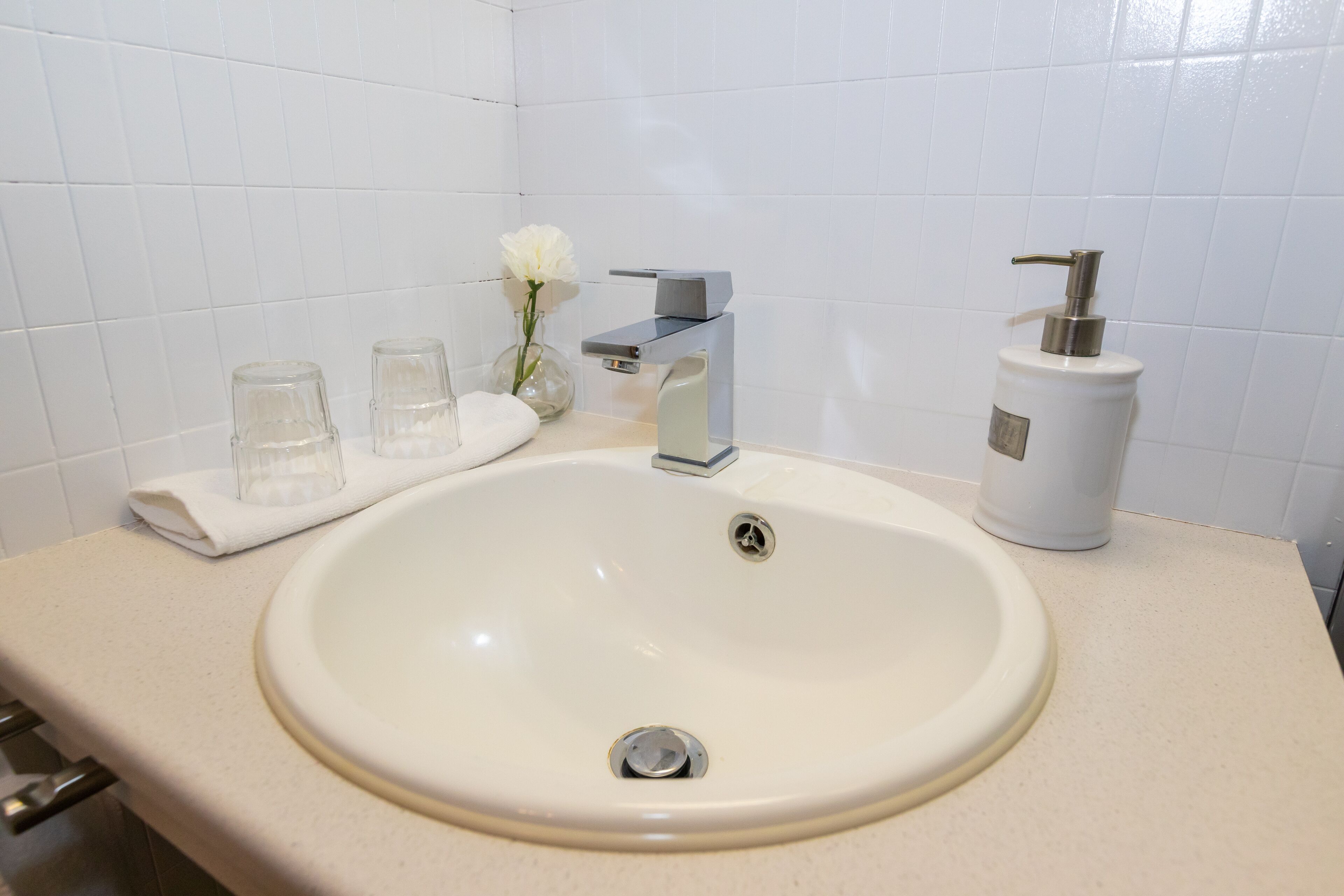 standard room, garden view | bathroom | shower, free toiletries, hair dryer, bathrobes