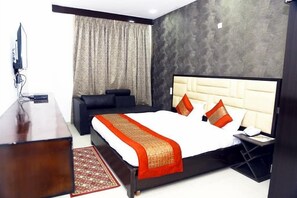 Rollaway beds, free WiFi, bed sheets