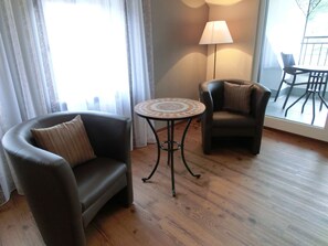 Dobbeltrom – comfort (Wendelstück) | Oppholdsområde | Flatskjerm-TV