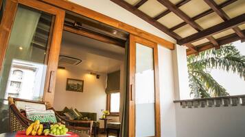 Suite | Living area | TV