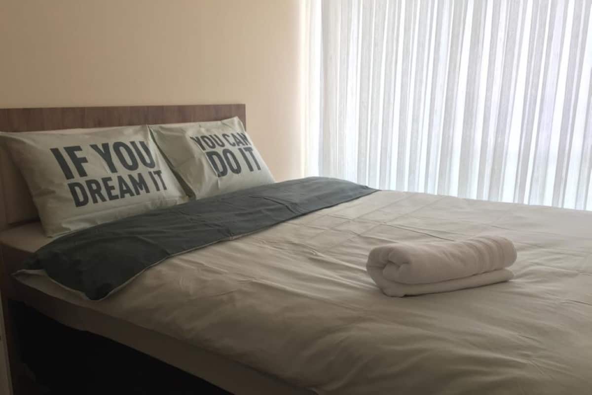 Apartment, Smoking, City View | 1 bedroom, premium bedding, individually furnished, desk