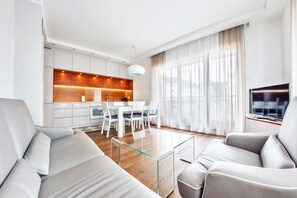 Apartment (Armii Krajowej 145B/9)