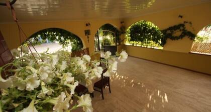 Leylak Apart Otel