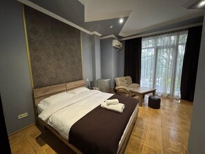 Classic Studio Suite | Premium bedding, minibar, individually decorated, individually furnished - HOTEL ELİTE (Batumi)