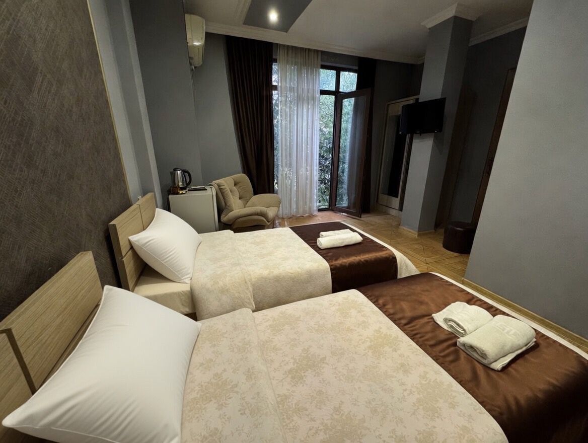 Classic Twin Room | Premium bedding, minibar, individually decorated, individually furnished