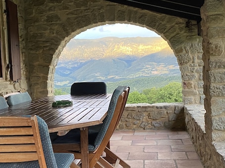 Terrace/patio. Week end en Provence - Chambres d'hotes