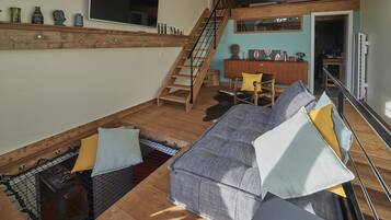 Select Comfort beds, minibar, individually decorated