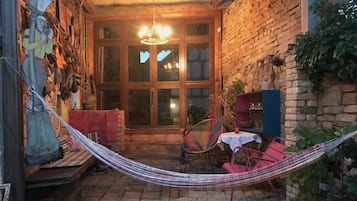 Deluxe Loft, Garden View | Terrace/patio