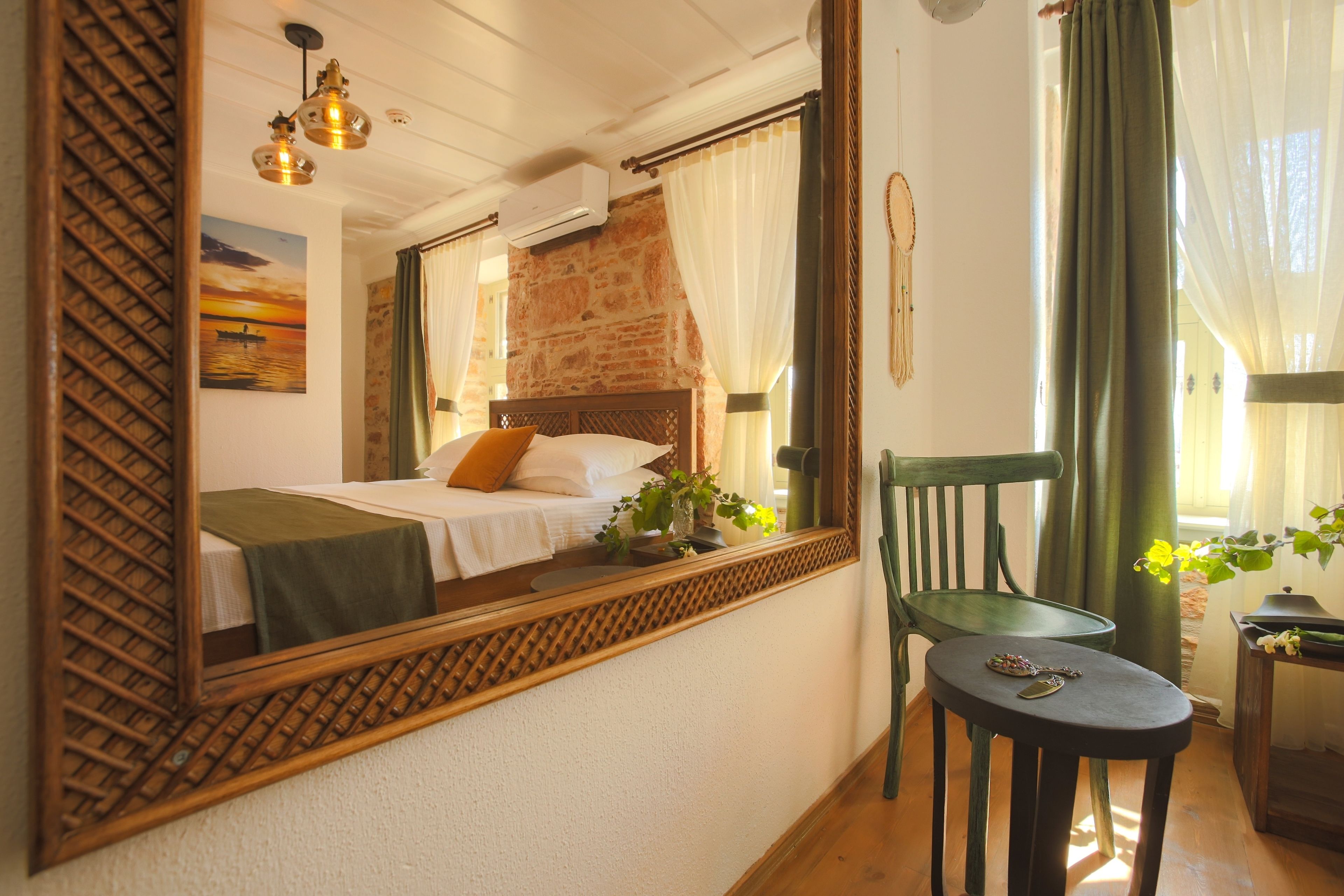 deluxe double room | 1 bedroom, desk, free wifi, bed sheets