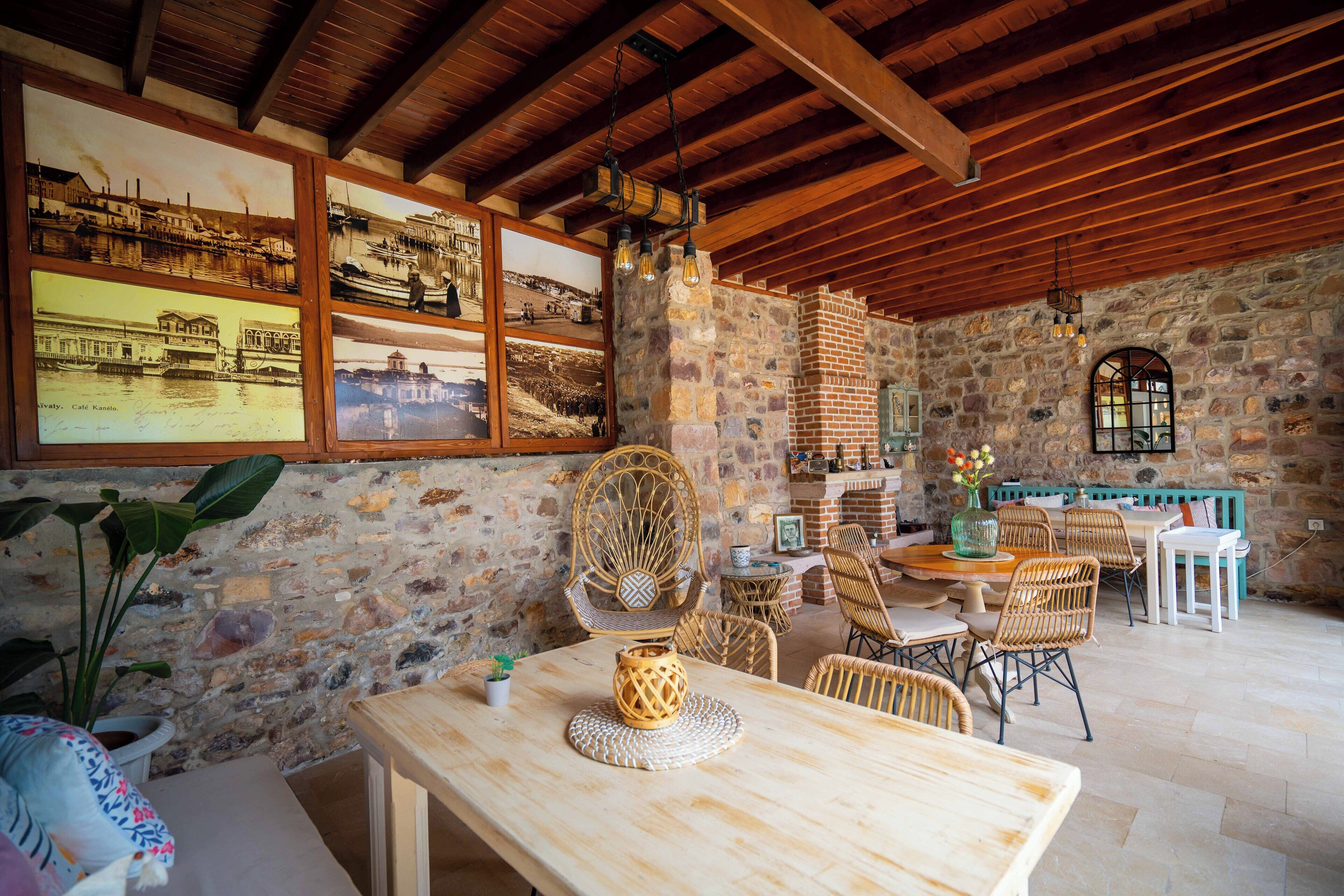 free daily full breakfast