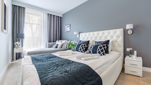 Apartemen (Polna 56A/8 Delux) | Ruang kerja ramah laptop, setrika/meja setrika, dan Wi-Fi gratis