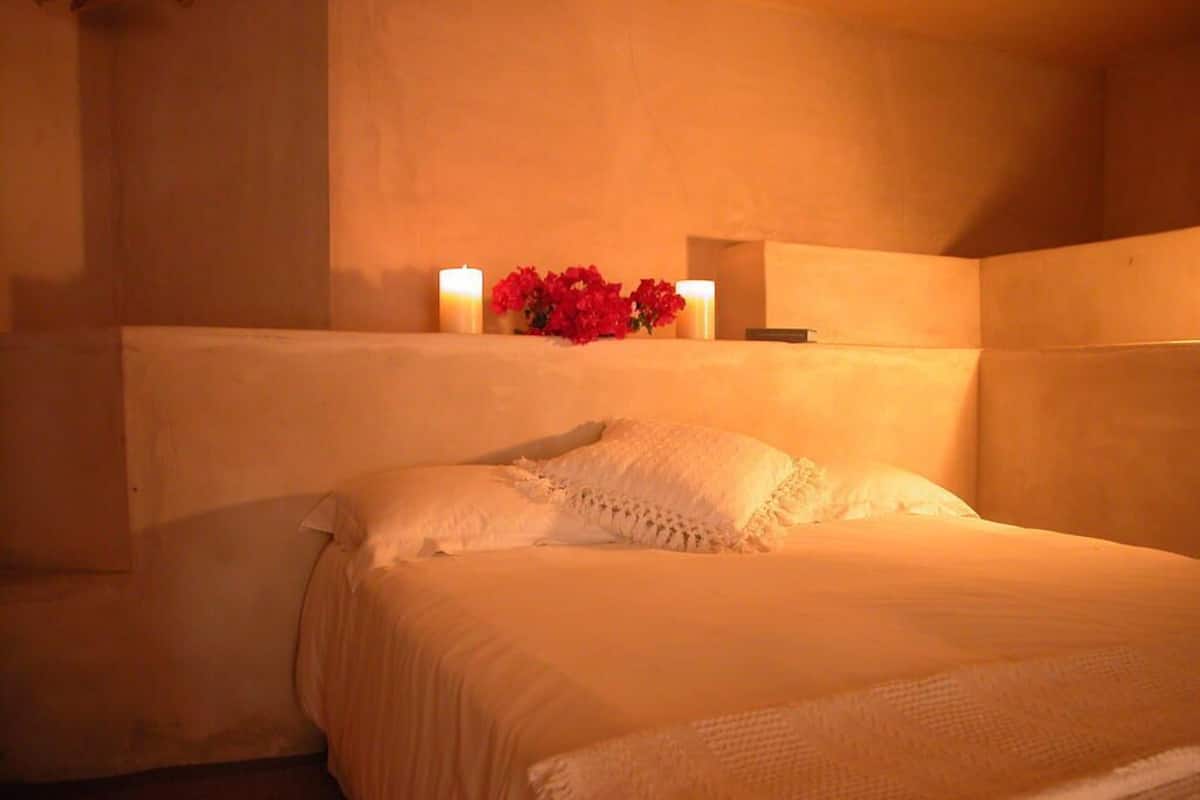 Premium bedding, in-room safe, blackout curtains, iron/ironing board