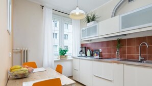 Leilighet, 1 soverom | Eget kjøkken | Kaffetrakter/tekoker, kjøleskap, kokeplater og vannkoker