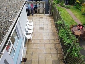 Property grounds - 8 Enfield Street (Portstewart)