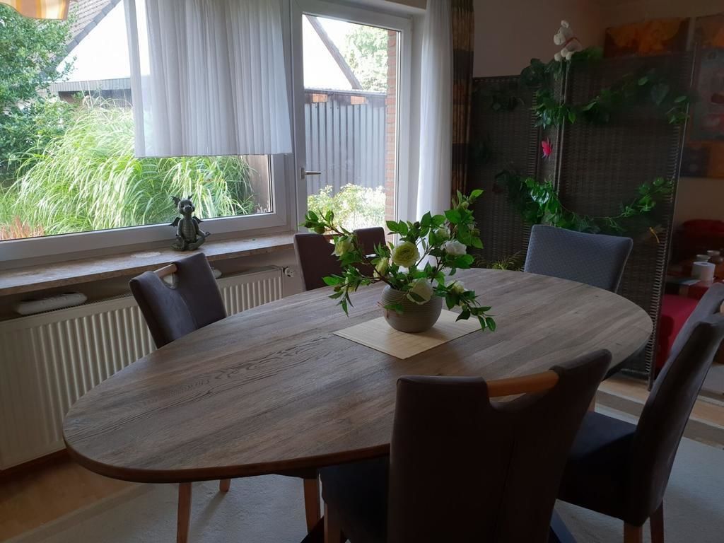 Tägliches inbegriffenes großes Frühstück