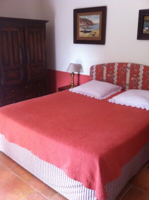 Chambre Triple (Chèvrefeuille)