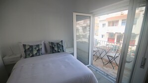 Comfort Room - Alto Mar Inn (Lagos)