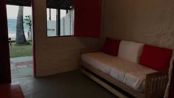 Suíte júnior | Cortinas blackout, Wi-Fi de cortesia, roupa de cama