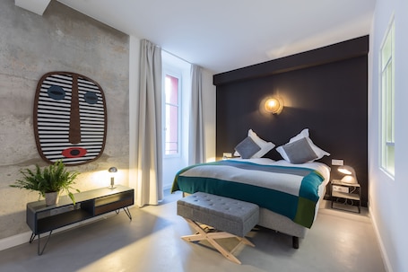 1 bedroom, premium bedding, pillowtop beds, individually decorated