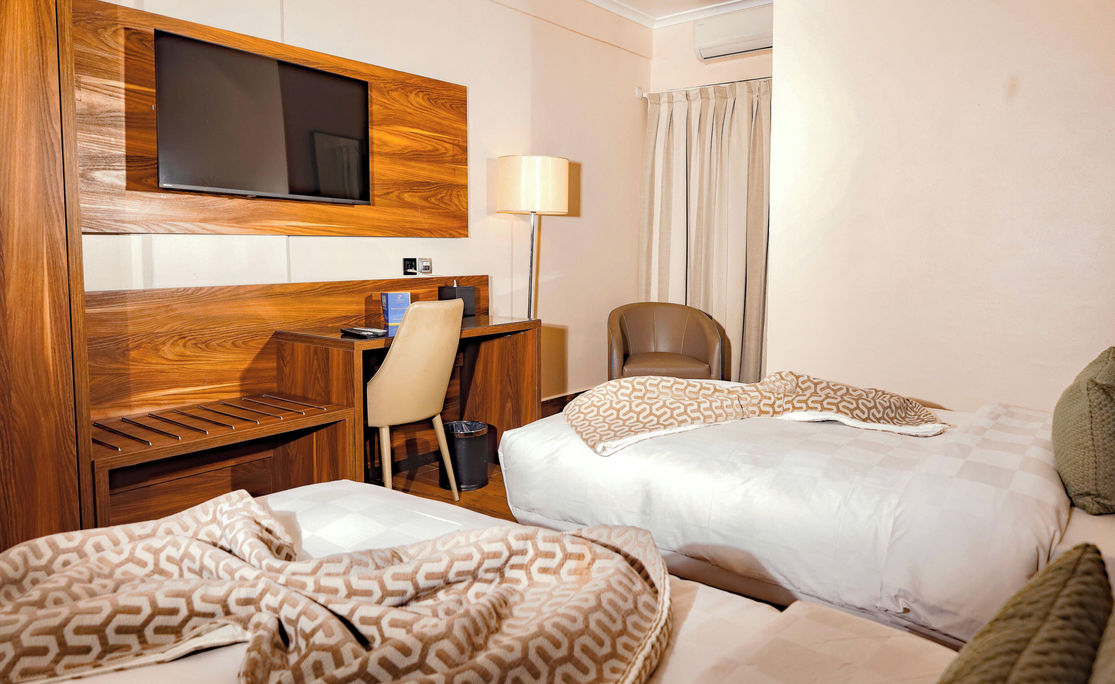 Double or Twin Room | Air conditioning