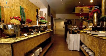 Hotel La Falaise Bonapriso