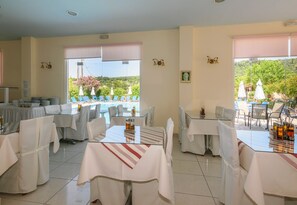 Restaurant - Dinos Hotel (Zakynthos)