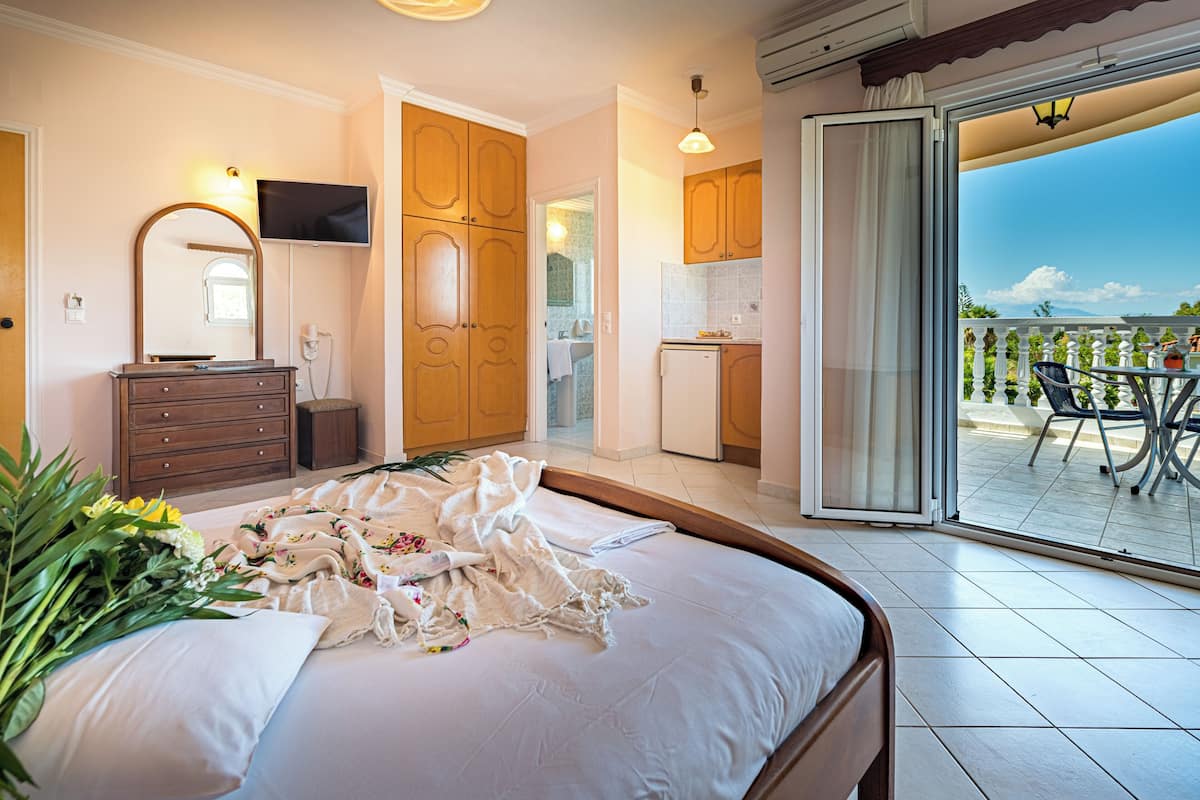 Double Room, Balcony