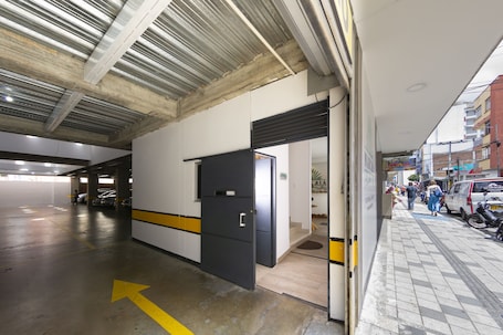 Free self parking