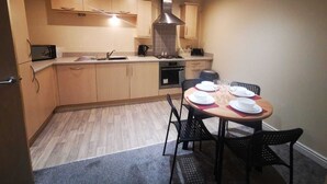 公寓, 私人浴室 (Sleeps 5) | 用 餐區